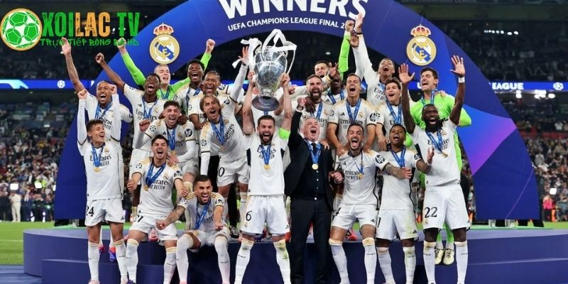 Real Madrid: Khám Phá Đế Chế Bóng Đá Vĩ Đại Nhất Hành Tinh 9 Câu lạc bộ bóng đá Real Madrid