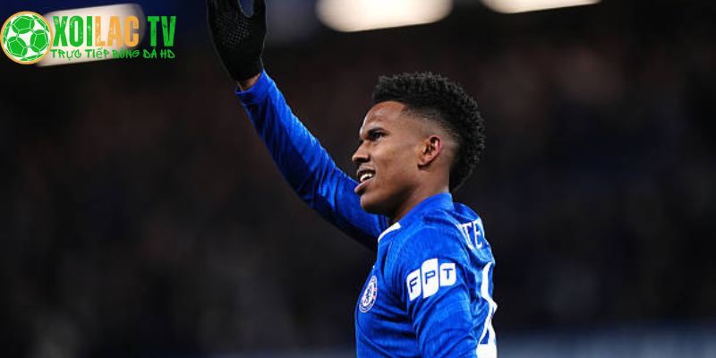 CĐV Chelsea Bùng Nổ: Estevao Willian Hạ Sát Barcelona 8 Estevao Willian hạ sát Barcelona