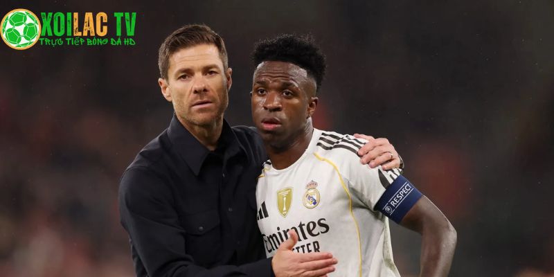 Xabi Alonso Ra Mặt Bênh Vực Vinicius Sau Bàn Thắng Hụt 7 Xabi Alonso ra mặt bênh Vinicius
